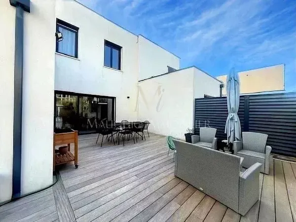 Maison F5 contemporaine - Piscine