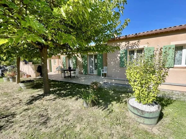 5 MIN DE VAISON - MAISON DE PLAIN-PIED SUR TERRAIN DE 1460 m