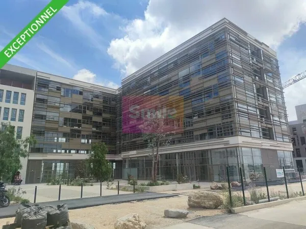 Bureaux 126 m²