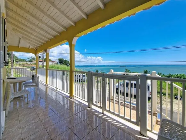 Maison à Petit-Bourg avec Vue Incroyable sur la Mer