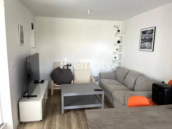 Appartement 7 pièces 120 m²