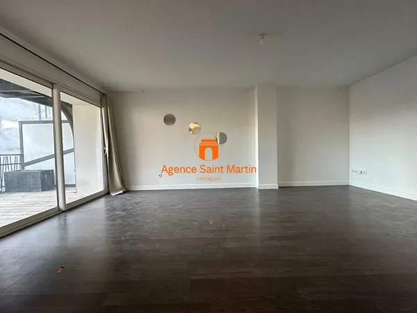 Appartement T3 avec Parking et Terrasse
