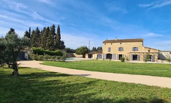 Magnifique mas rénové