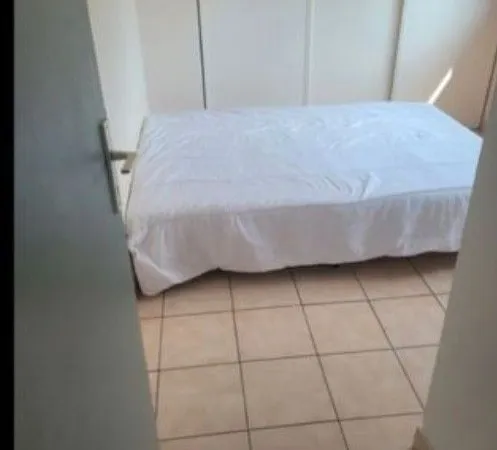 Chambre en coloc 550/mois Salut,