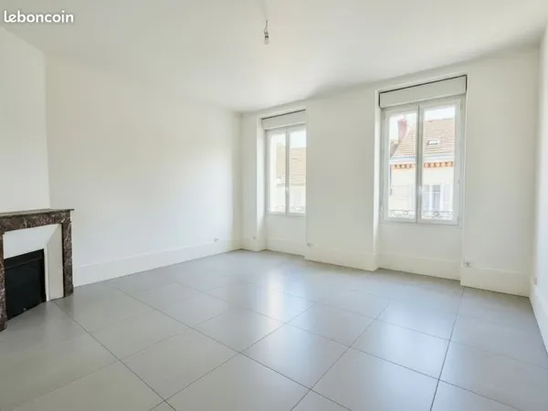 Appartement T2 Rénové Centre Ville