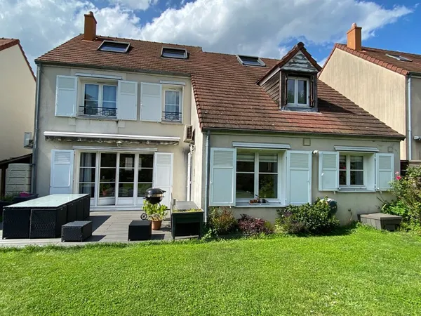 Maison à Mennecy Centre ville 9 pièce(s) 165 m2