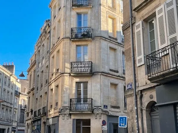 Murs de Boutique Bordeaux centre Grosse Cloche