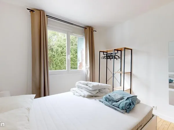 Appartement 5 pièces 9 m²