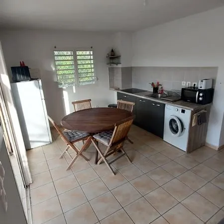 T2 meublé avec piscine