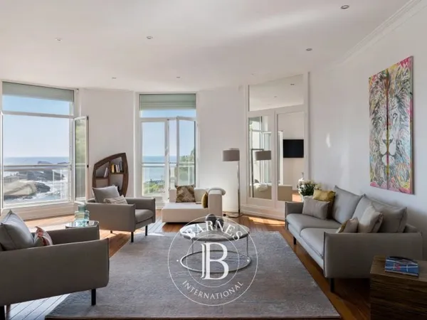 RIVAGE - Spacieux appartement avec vue sur l'océan et le rocher du Basta - Biarritz
