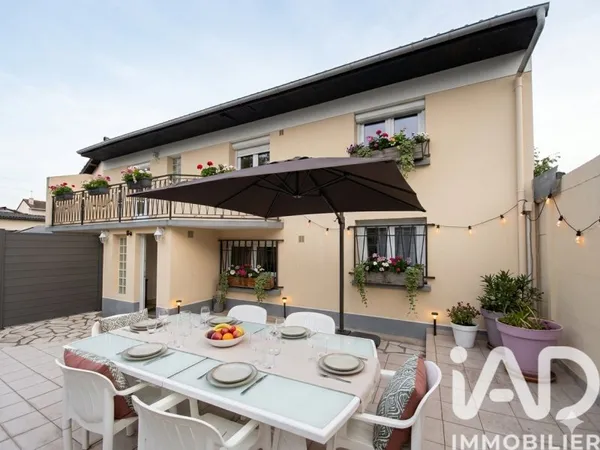 Maison 7 pièces 143 m²