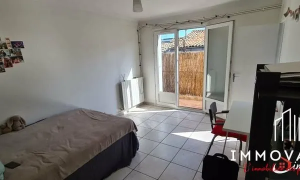 MONTPELLIER // CHAPTAL // T1 AVEC BALCON DE VILLE