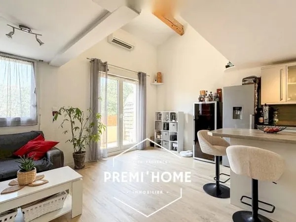 A VENDRE T2 EN DUPLEX RENOVE AIX OUEST