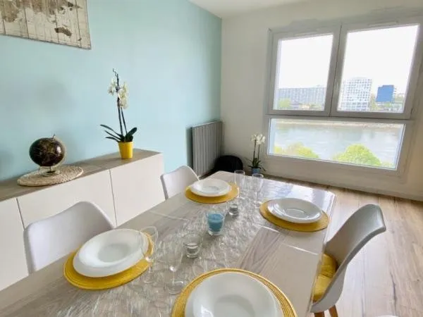 Appartement de standing entièrement neuf avec vue exceptionnelle sur la Loire - A louer