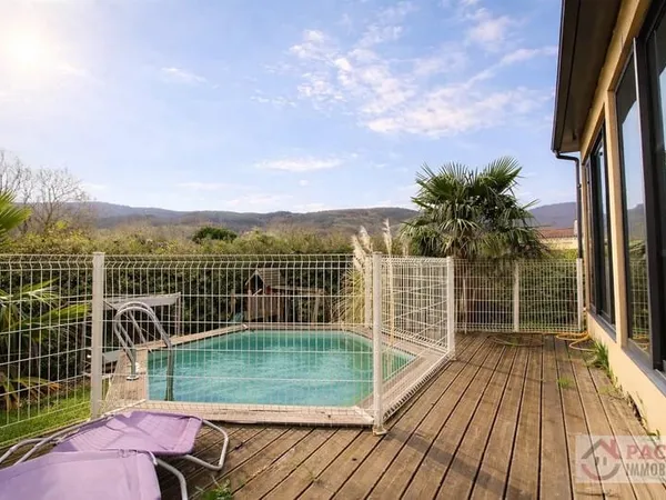 Maison récente plain-pied 131 m² - DPE B - Vue Montagne Noire et piscine