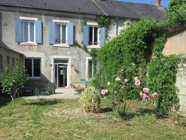 Maison 8 pièces 242 m²