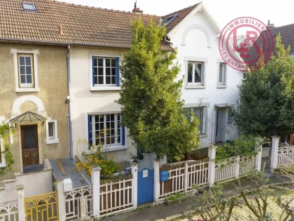 Ivry-Sur-Seine - Maison de village avec deux jardins