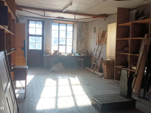 Location local atelier stockage ou autre 73m²
