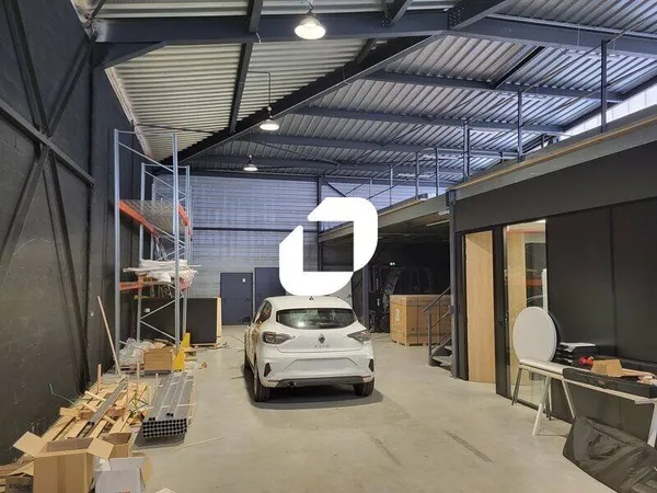 Local d'activité 355 m²