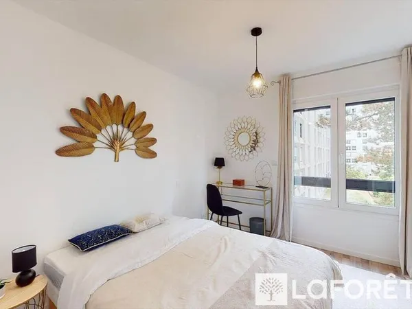 Appartement 1 pièce 96 m²