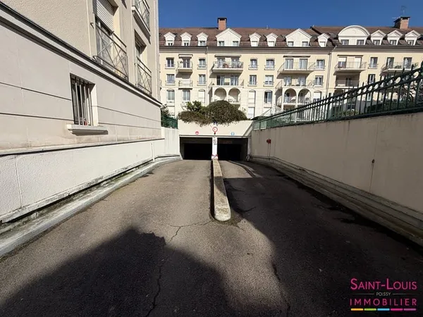Parking Poissy