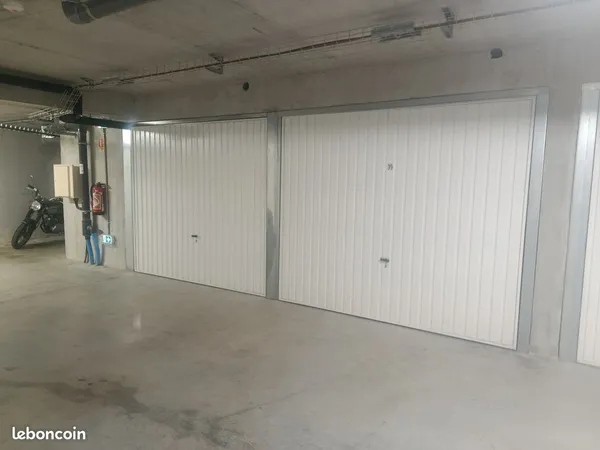 Location Garage / Box fermé - Résidence Neuve et Sécurisée