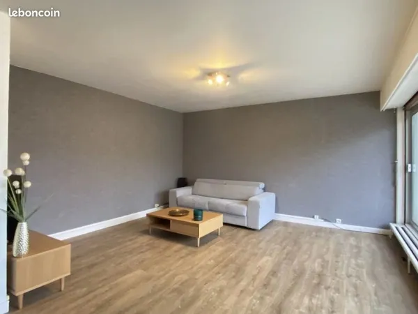 Studio 1 pièce 41 m²