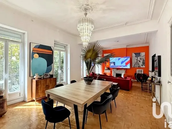 Appartement 4 pièces 142 m²