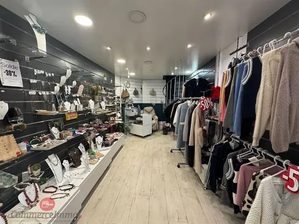 Commerce 34 m²