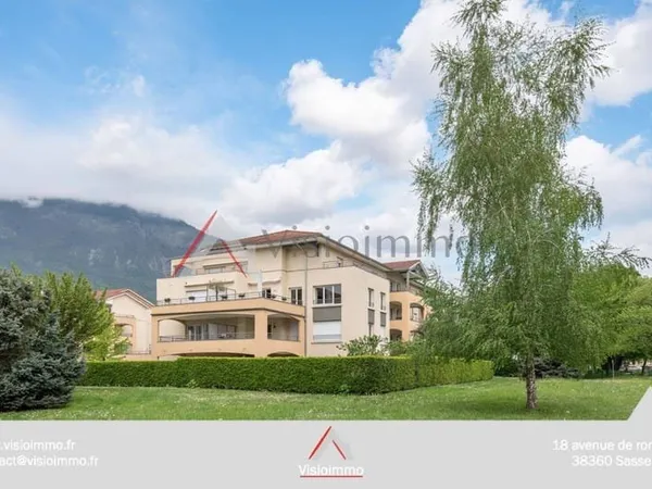 Appartement 4 pièces 82 m²