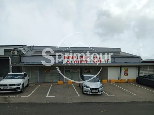 LOCAL COMMERCIAL (631m2) - DALCIAT 97122 BAIE-MAHAULT