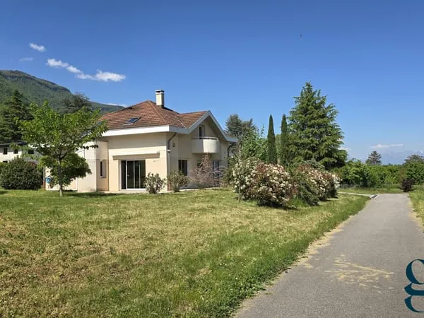 Maison récente La Terrasse