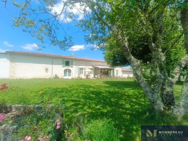 MAISON DE CAMPAGNE