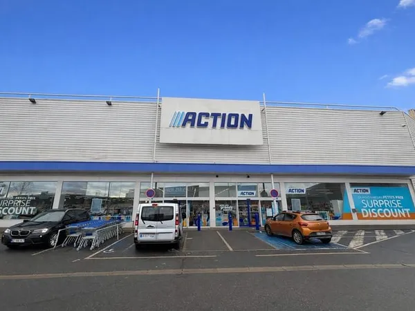 Local commercial 2046 m²