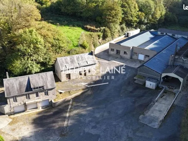 Local industriel 1 200 m²