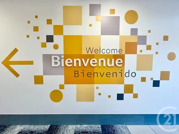 Bureau et espace de travail Location Pau   167€