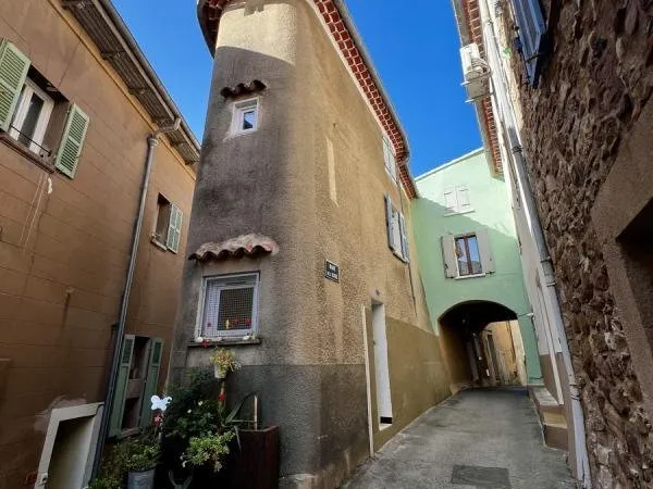 Maison Vente Pierrefeu-du-Var 2p 55m² 140000€