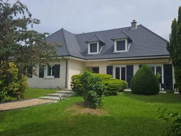 Maison 7 pièces 231 m²