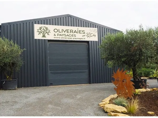 Immeuble industriel 300 m²
