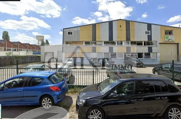 À LOUER - ENTREPÔT- BUREAUX VILLENEUVE-LA-GARENNE