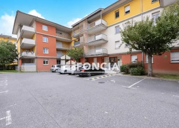 Appartement T4 avec parking en sous-sol et aérien