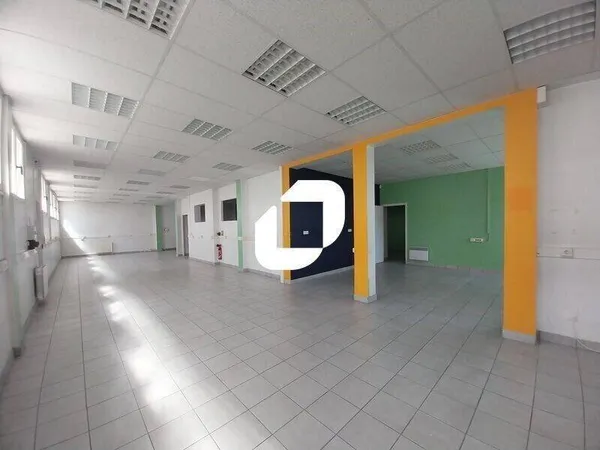 Bureaux 521 m²