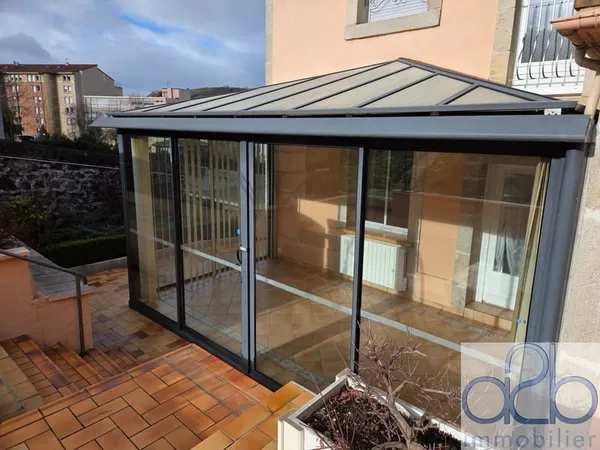 Le Puy appartement F3+studio avec garage et jardin