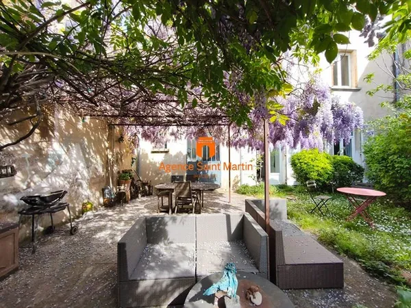 Maison de 280 m² sur 1450 m² de Terrain