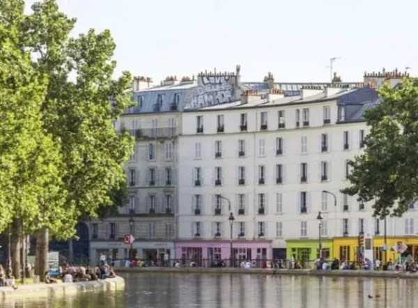 Studio 1 pièce 28 m²