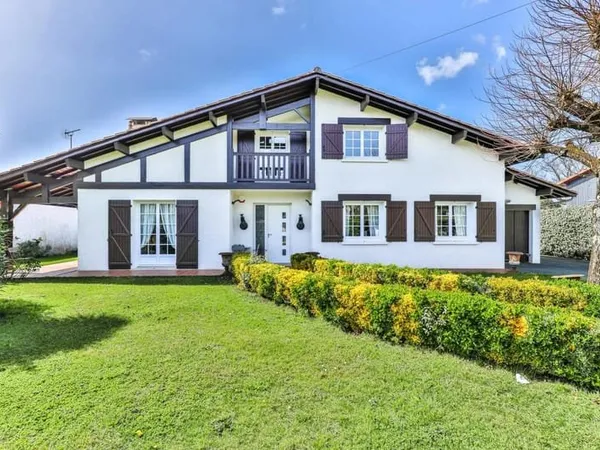 Maison de 8 pièces de 160 m² à Sanguinet
