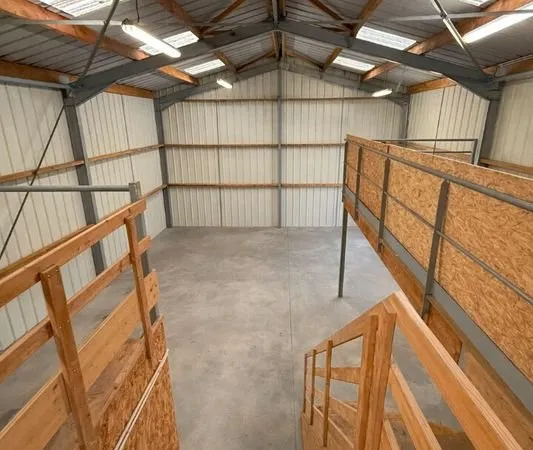 Local 380 m² PLOUFRAGAN