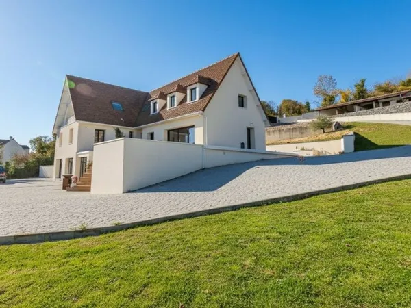 Maison de luxe 9 pièces 275 m²