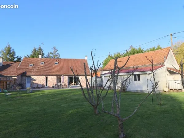 Dans le village de SAINT-JOSSE superbe propriété de 5ch avec gite et gros potentiel bâtie sur 1153 m