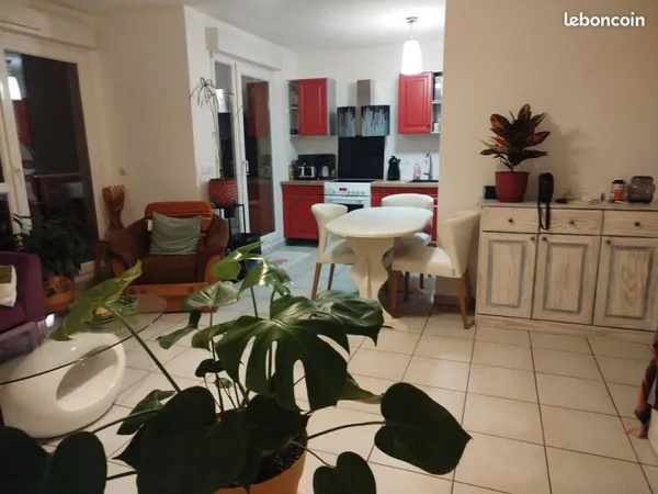 Chambre à louer 650 eur